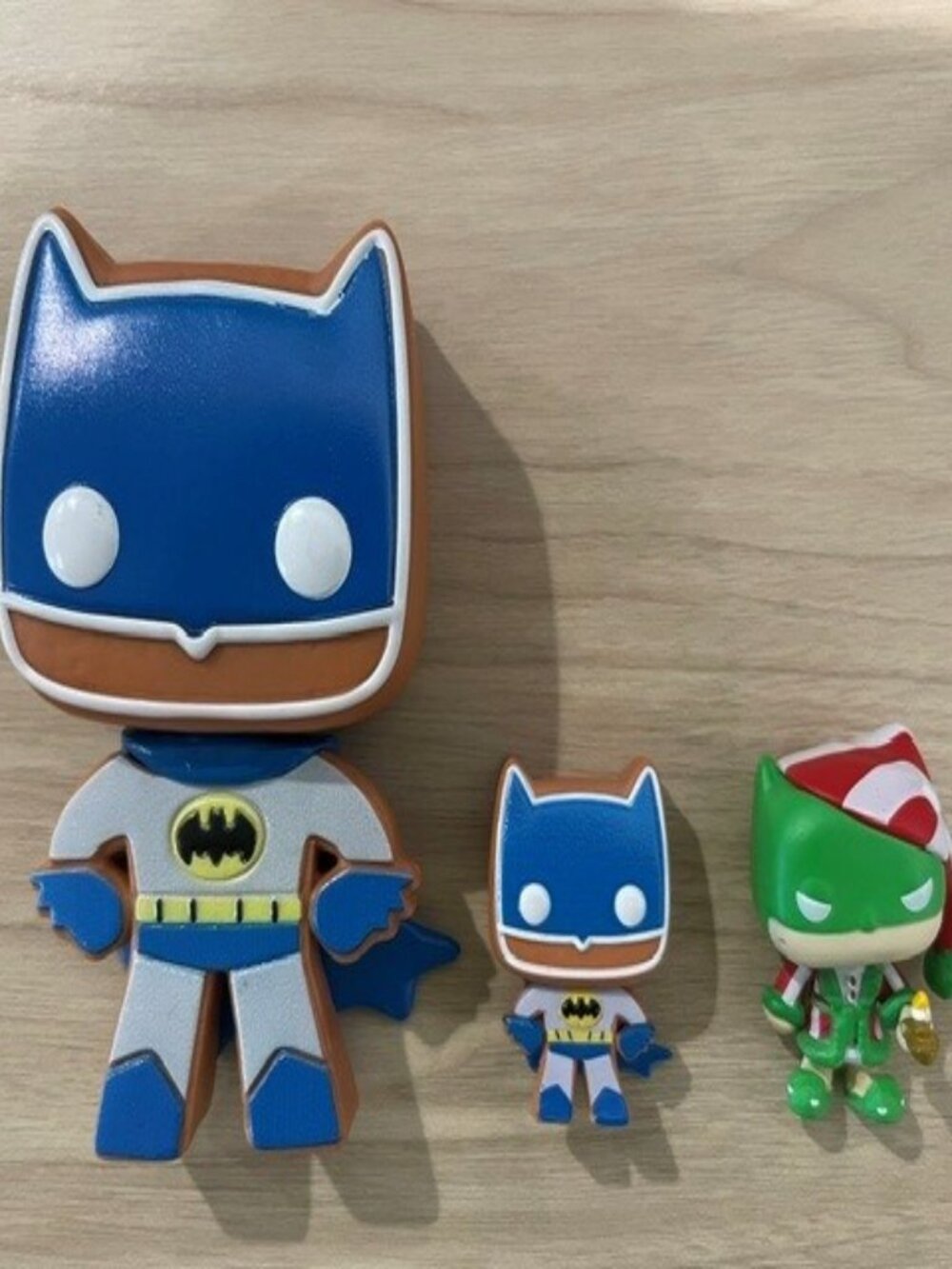 Funko Pop! DC Super Heroes ~ Batman Gingerbread #444 (NO BOX), Batman Minis